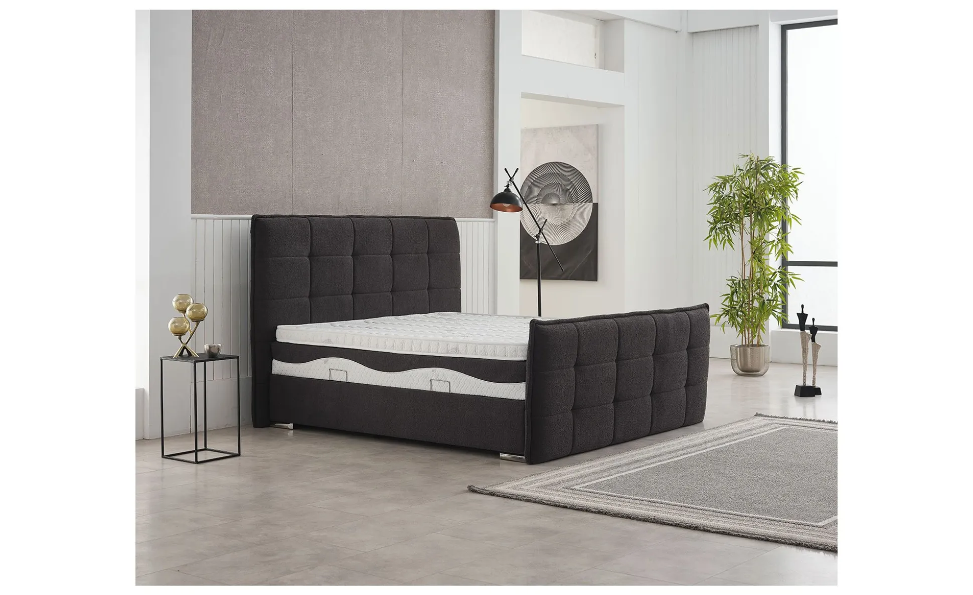 Bett Lavello