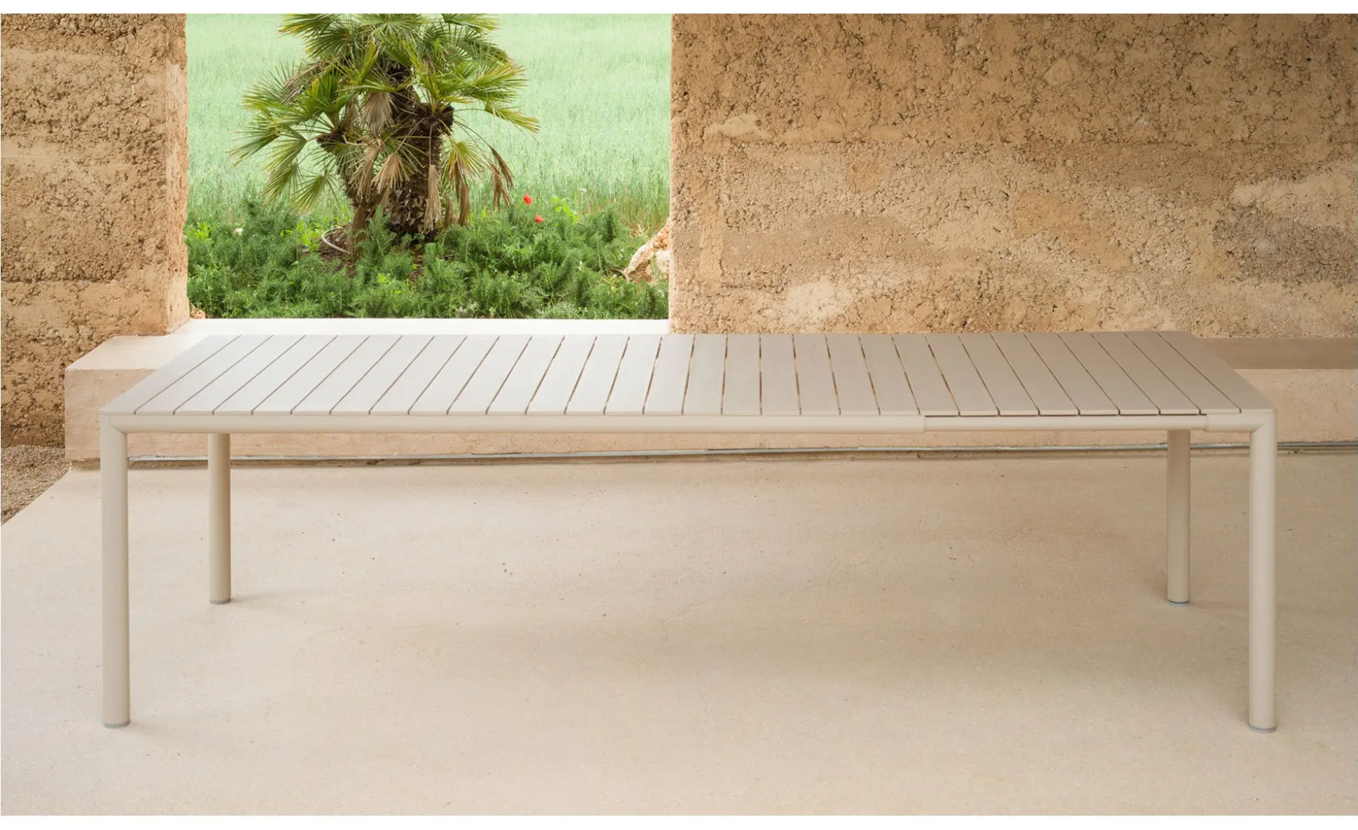 Gartentisch Tevere 147